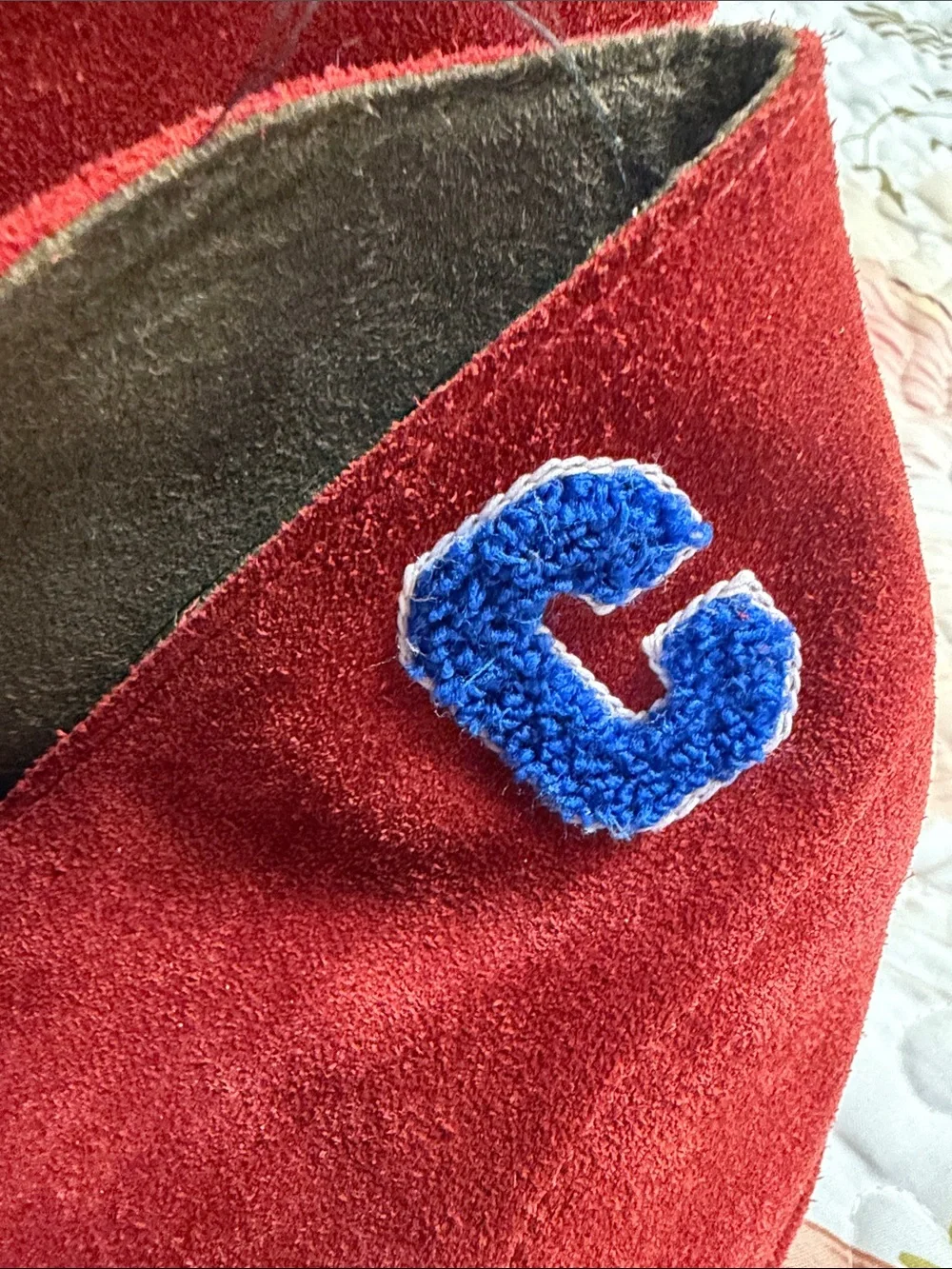 Men's Red Suede leather Clarks Chukka Boots with Blue Laces